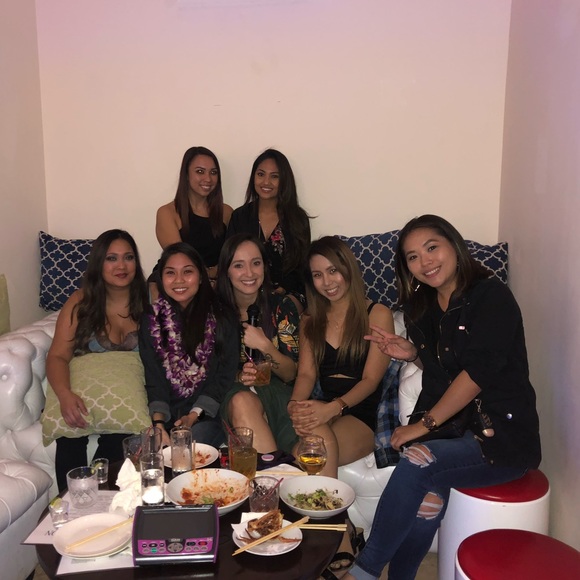 Meet your Posher, Ally - Picture 6 of 7